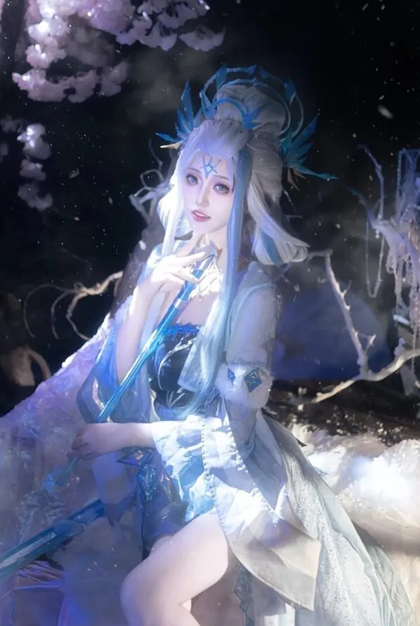 Ảnh cosplay gợi cảm của gái xinh Nhật