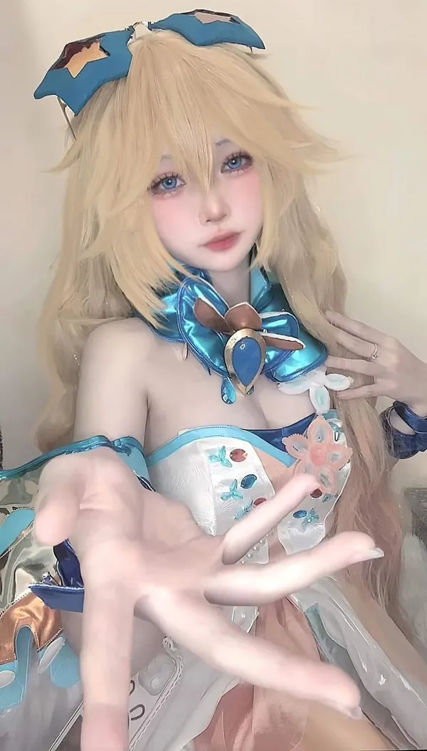 Ảnh cosplay sexy trong phòng tắm