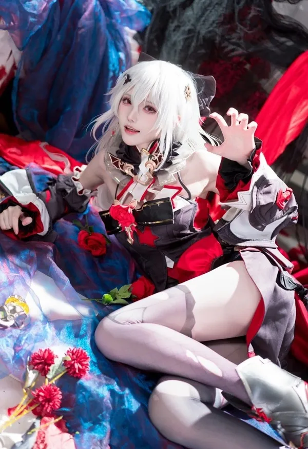 Bộ ảnh gái cosplay đẹp hút mắt
