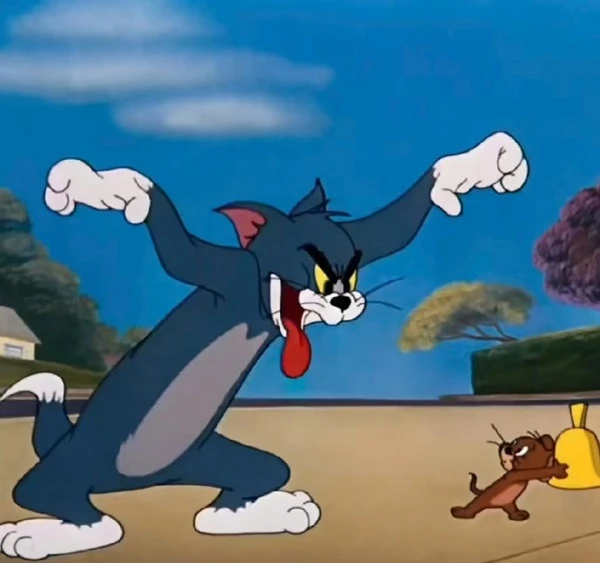 Một con mèo hoạt hình đang chạy với một con chuột - meme tom and jerry