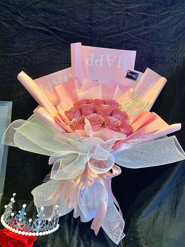 một bó hoa với một tia và một tia ảnh hoa valentine
