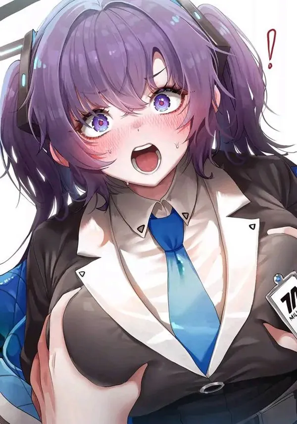 Ảnh hayase yuuka hentai có một người phụ nữ mái tóc màu tím và chiếc cà vạt cầm điện thoại di động