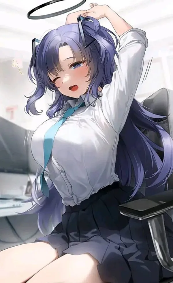 Ảnh hayase yuuka hentai có một người phụ nữ ngồi trên ghế với vầng hào quang đầu