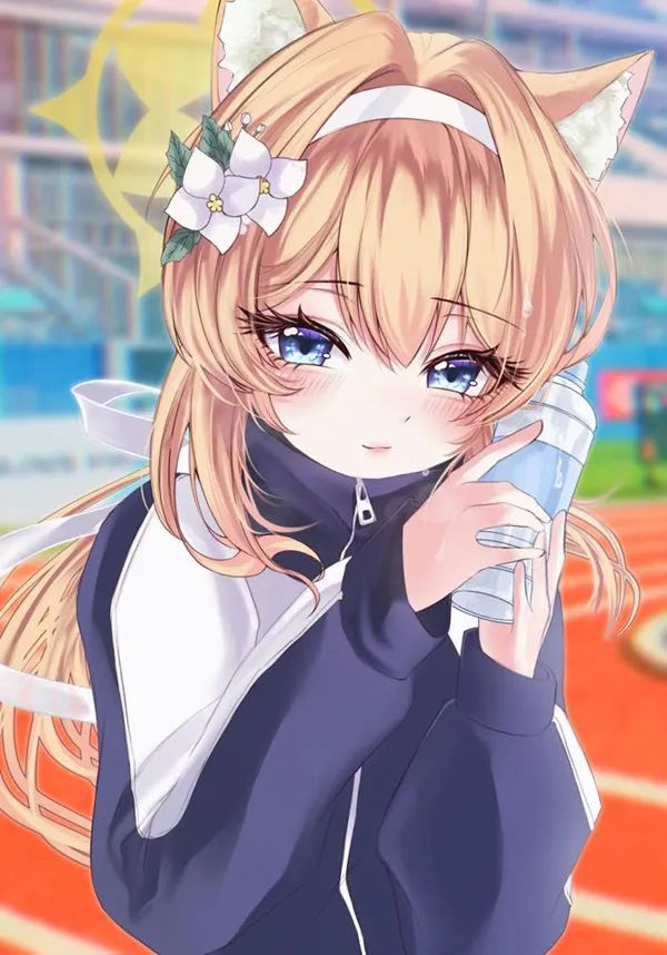 Ảnh iochi mari bikini có một cô gái anime với mái tóc vàng dài cầm điện thoại di động
