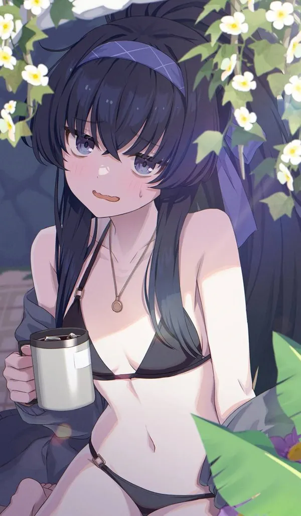 Ảnh kozeki ui bikini nhân vật nữ anime cầm một tách cà phê trong bộ
