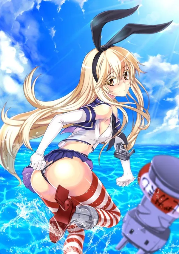 Ảnh shimakaze bikini cô gái tóc vàng với đôi tai thỏ cưỡi một ván lướt sóng trong đại dương